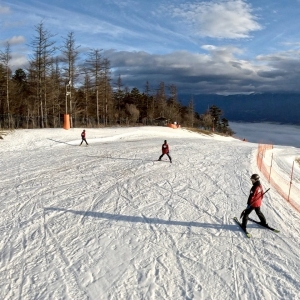 安定した雪質をキープしている山頂エリア１ｋｍコース。